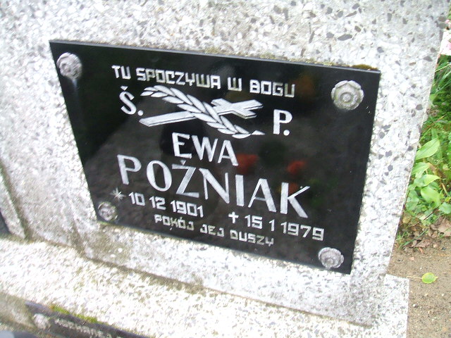 Ewa Poźniak 1901 Krosno Odrzańskie - Grobonet - Wyszukiwarka osób pochowanych