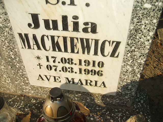 Julia Mackiewicz 1910 Krosno Odrzańskie - Grobonet - Wyszukiwarka osób pochowanych