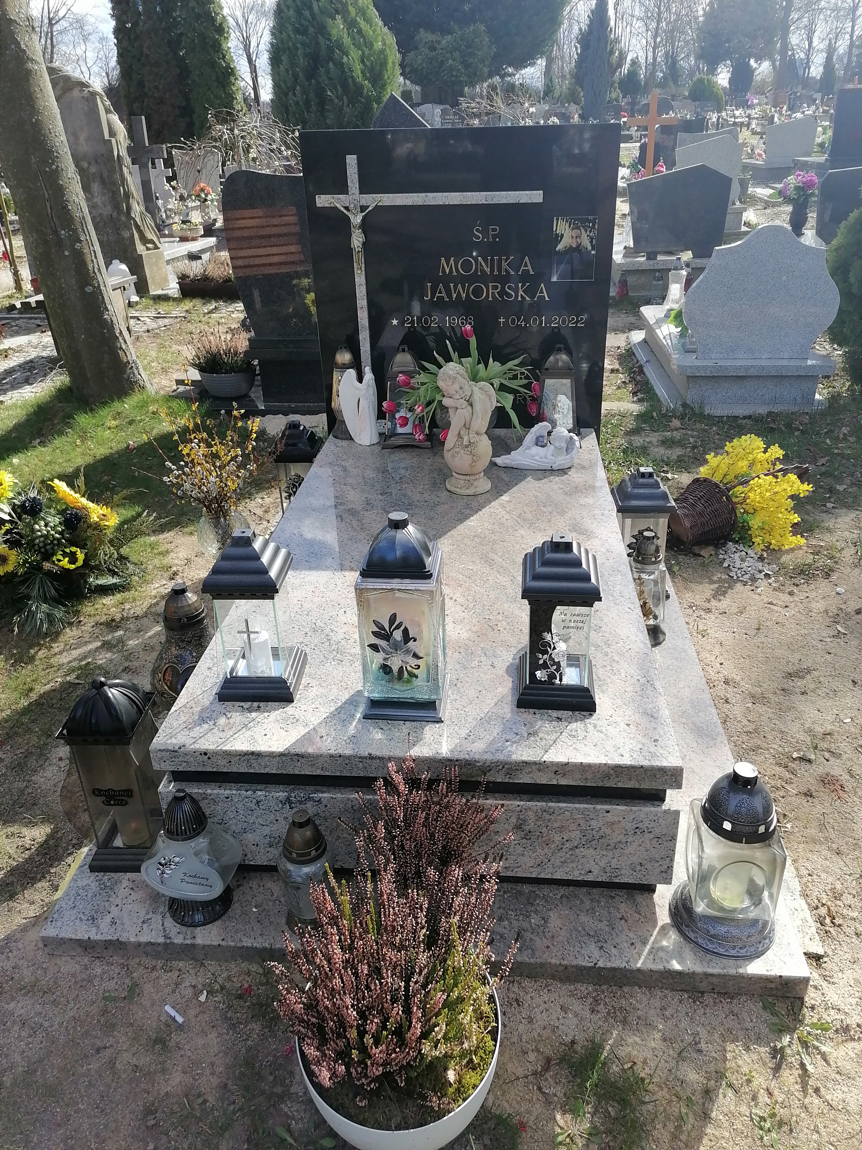 Monika Jaworska 1968 Krosno Odrzańskie - Grobonet - Wyszukiwarka osób pochowanych