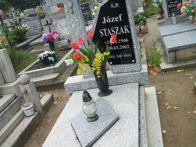 Grób Józef Staszak