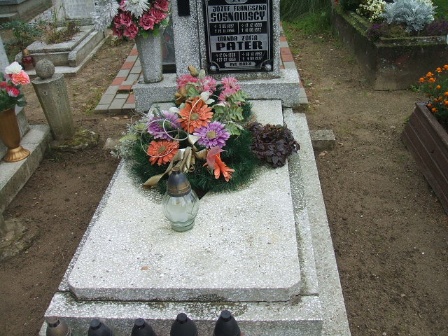 Grób Tadeusz Pater