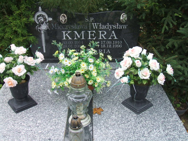 Grób Władysław Kmera