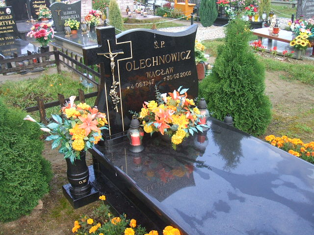 Grób Wacław Olechnowicz